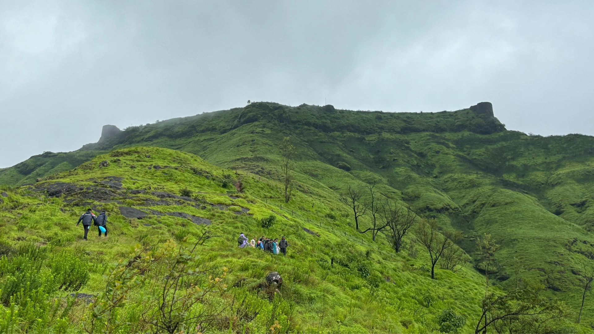 Rohida Fort Trek