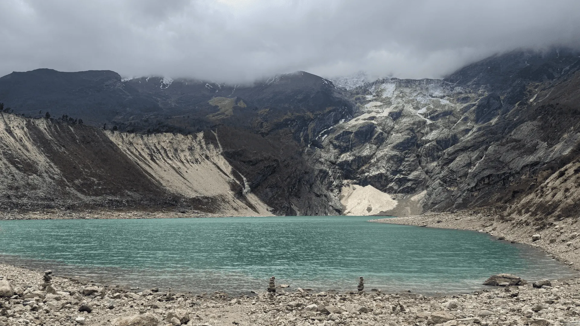 Manaslu Circuit Trek 