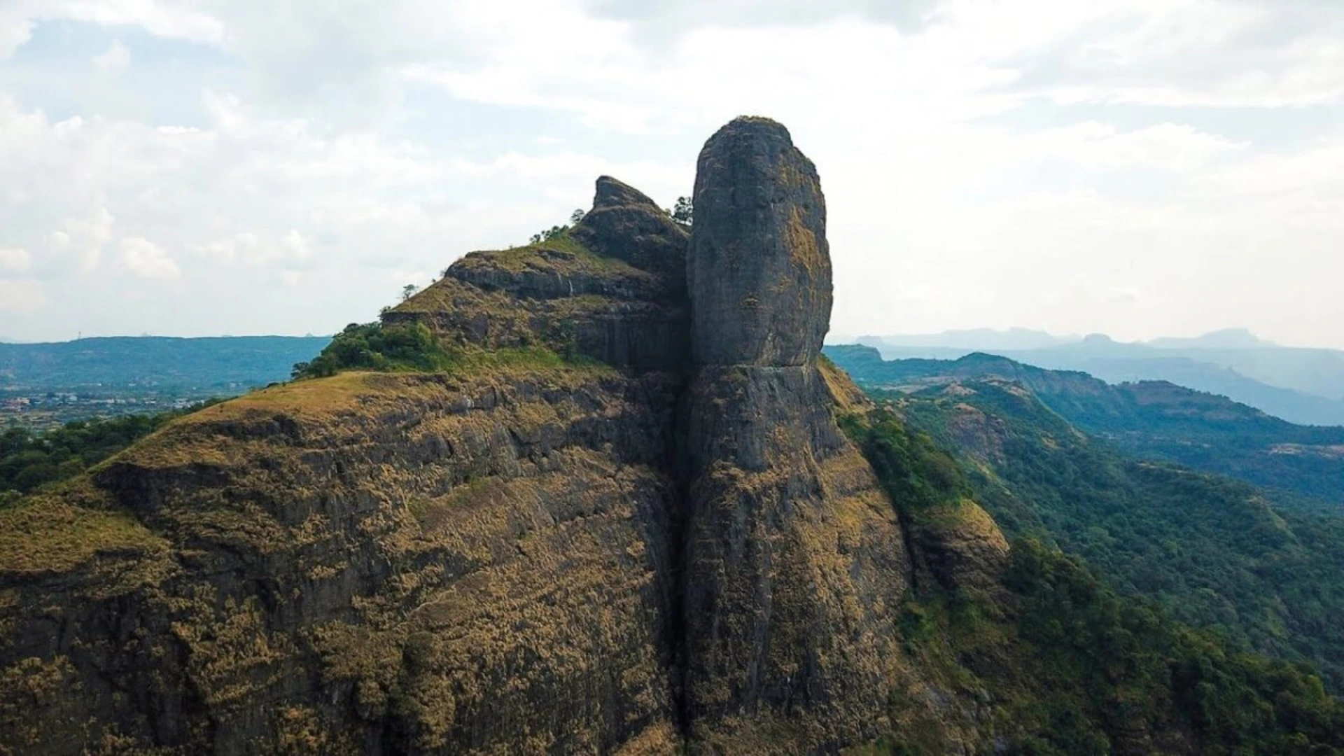 Duke's Nose Trek