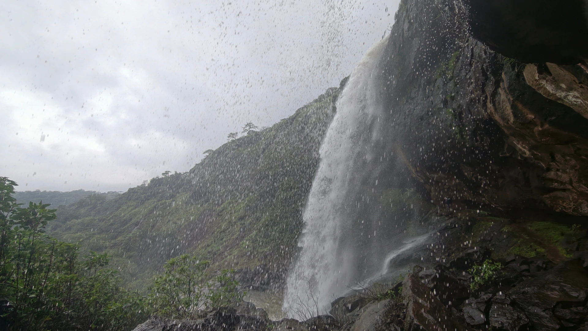 Jabdeshwar Waterfall Trek