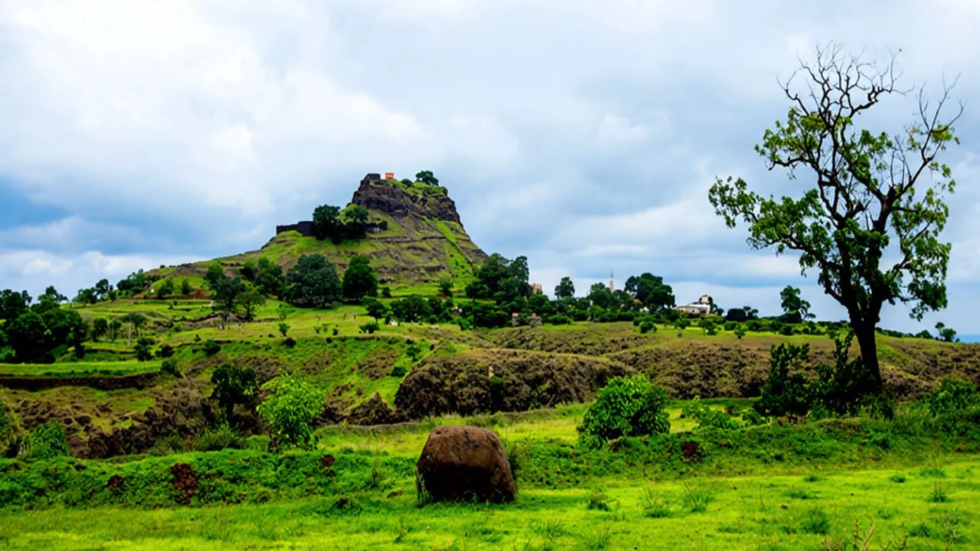 Santoshgad & Varugad Fort Trek