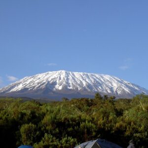 1200px-Mt._Kilimanjaro_12.2006